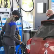 Ca�da en las ventas de combustibles: el consumo baj� un 6,5% en noviembre