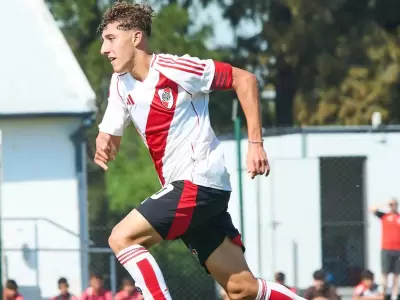 La salida de Lucas Scarlato de 16 a�os de River reaviv� la pol�mica de la Patria potestad.