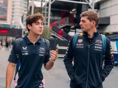Franco Colapinto y Max Verstappen