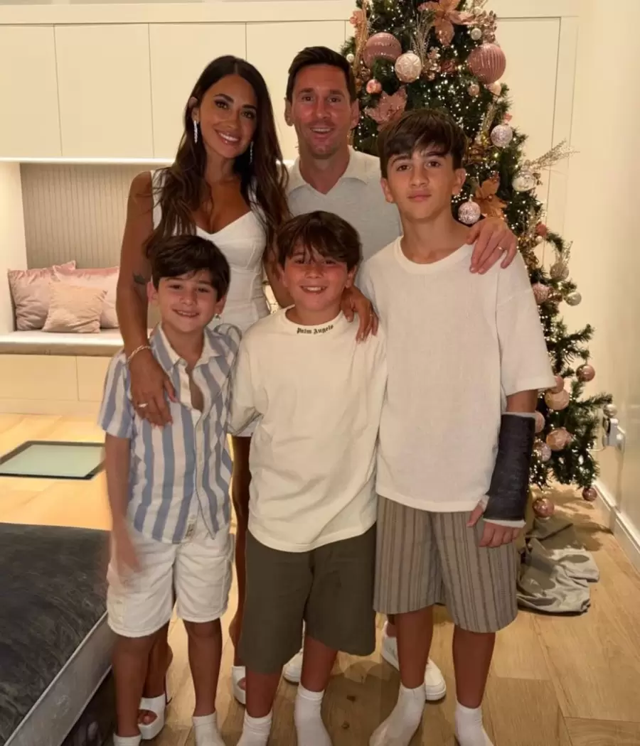 Año Nuevo: las fotos de Lionel Messi con su familia en Rosario