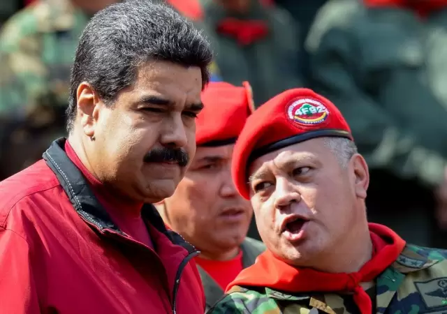 Diosdado Cabello junto a Nicol�s Maduro