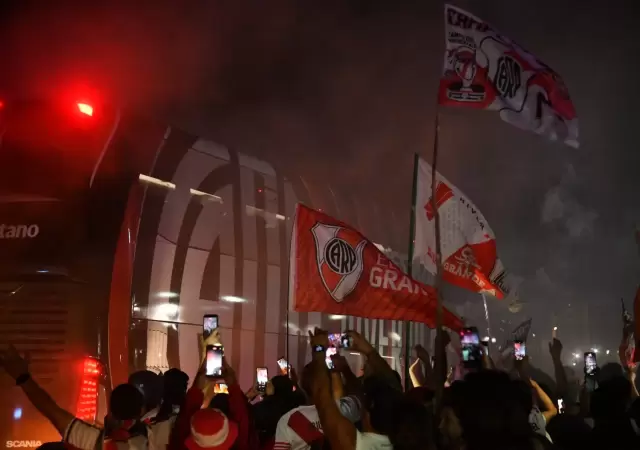 River busca un mendocino.