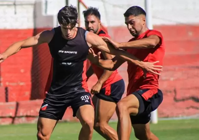 Maip� contin�a con la pretemporada.