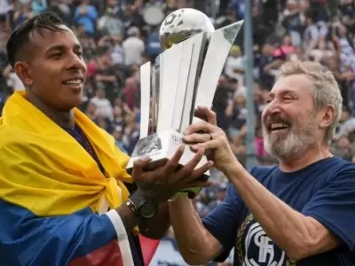 Sebasti�n Villa y su futuro.