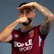 Valent�n Castellanos salt� a la cancha en el West Ham pero no pudo evitar la derrota