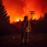Argentina en llamas: hay 16 provincias en alerta roja y la situaci�n en el sur es "potencialmente explosiva"
