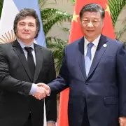 Milei ratifica su alianza con EE.UU. pero mantiene negocios con China