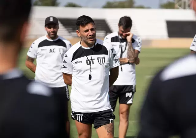 Ariel Broggi, DT de Gimnasia.