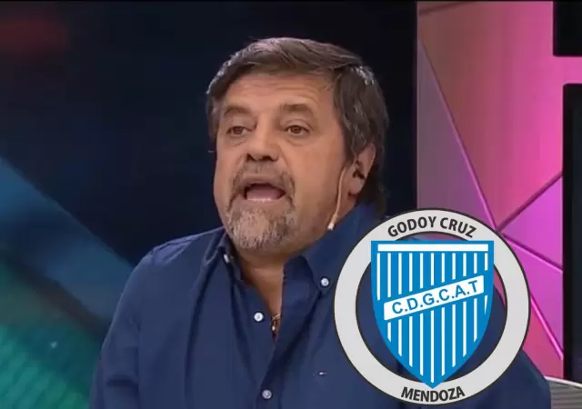 Caruso Lombardi, fiel a su estilo, con los tapones de punta.