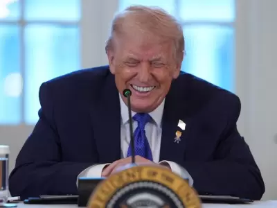 Trump celebra petr�leo a 100 d�lares mientras la econom�a de EE. UU. entra en alerta