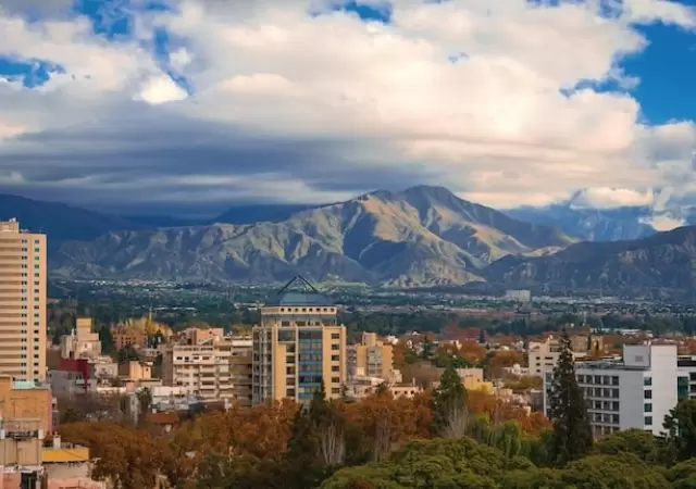 Vuelve el calor extremo a Mendoza: el term�metro rozar� los 37�C este domingo