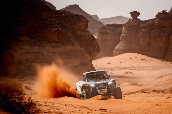 Nicol�s Cavigliasso y Valentina Pertegarini, protagonistas de la Etapa 4 del Dakar 2026 en la categor�a Challenger.