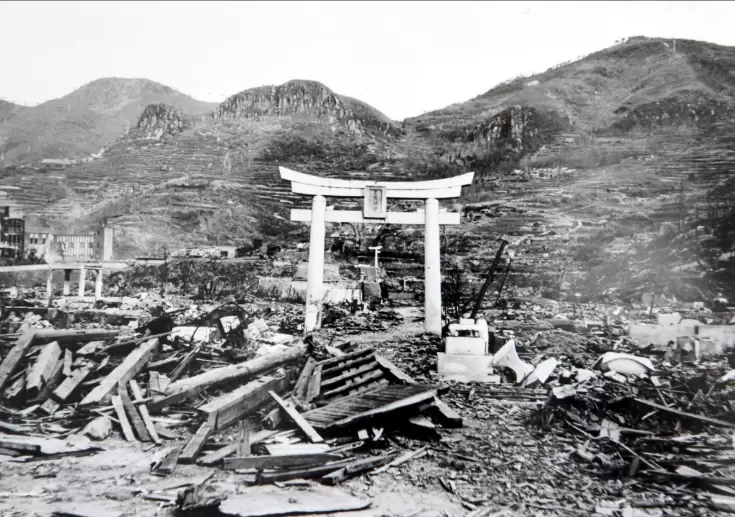 Las ciudades bombardeadas en 1945 rechazaron el intento de la primera ministra, Sanae Takaichi.