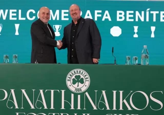 Rafa Ben�tez insisti� por la llegada de Andino.