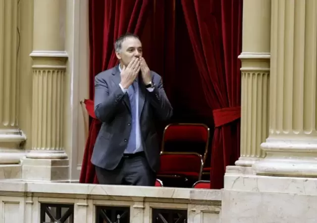 Manuel Adorni