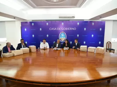 Licitaci�n Acceso Este