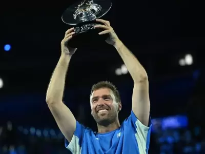 El feliz ganador en el particular torneo de Melbourne