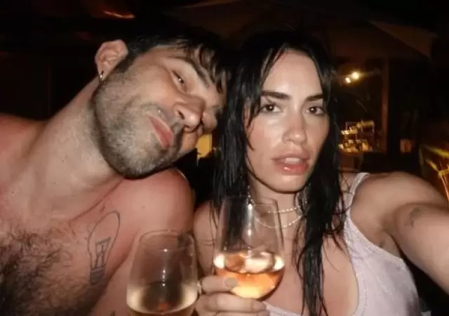 La pareja est� de vacaciones rom�nticas en Brasil