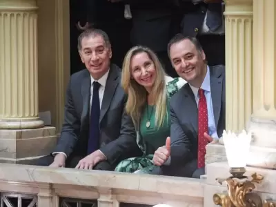 Diego Santilli Karina Milei y Manuel Adorni, tres de las principales piezas del Gobierno. (Imagen: archivo web)