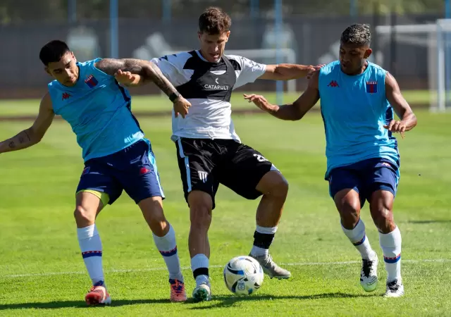 Gimnasia jug� ante Tigre en un amistoso.