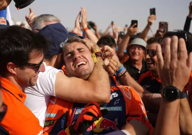 Luciano Banavidez celebr� con su gente tras la victoria