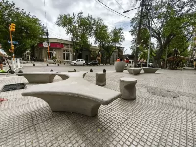 M�sica en vivo, tres escenarios y descuentos en comida.
