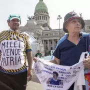 Incidentes en la marcha de los jubilados: cruce con la Polic�a y un efectivo herido en la primera protesta de 2026