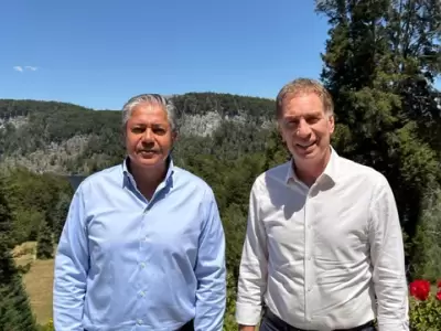 Rolando Figueroa con Diego Santilli