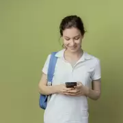 Escuelas sin celulares: el giro de Santa Fe