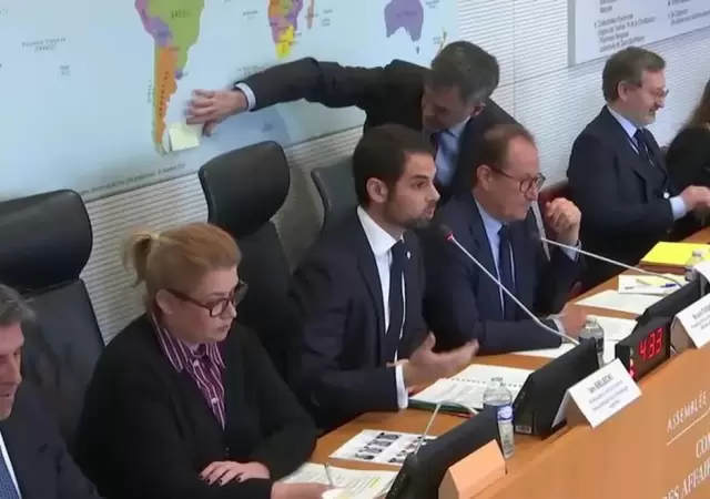El embajador Ian Sielecki interrumpi� su exposici�n ante la Asamblea Nacional francesa/ Fuente: Captura de pantalla