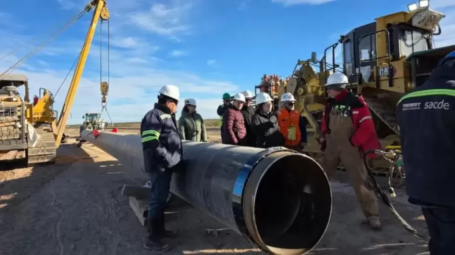 Oleoducto en construcci�n