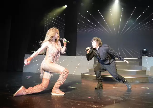 Javier Milei en el show de F�tima Fl�rez en Mar del Plata/ Fuente: Presidencia