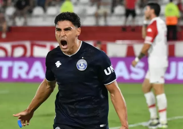 Sartori y un gol clave ante Hurac�n.