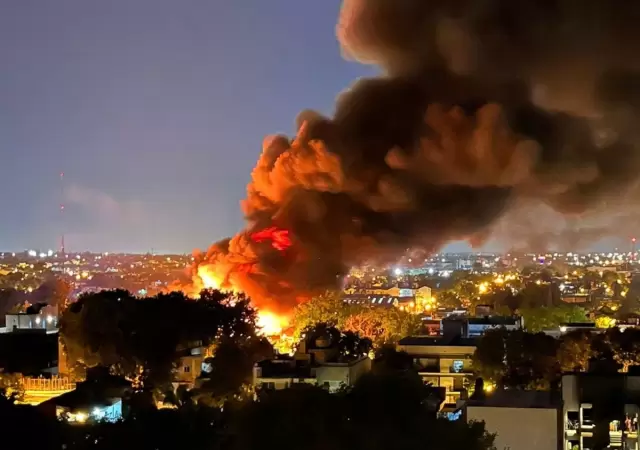 Explosi�n en una f�brica de productos capilares en San Fernando