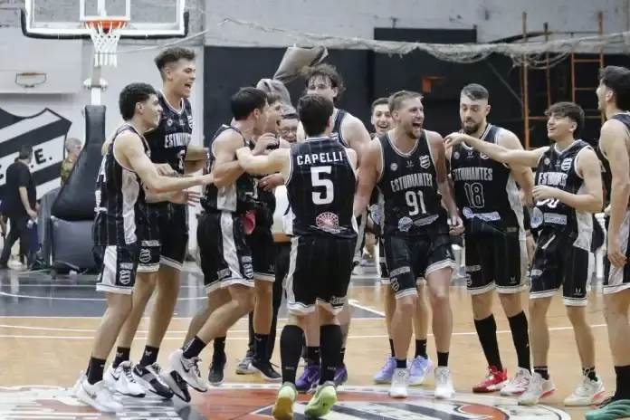 Estudiantes le gan� a Rivadavia sobre el final.