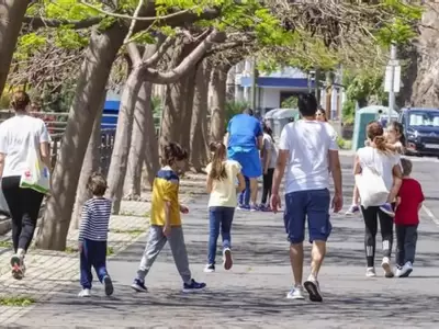 Creci� la tasa de mortalidad infantil.