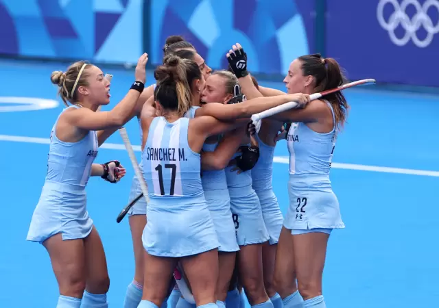 Visi�n estrat�gica: Fernando Ferrara lidera los entrenamientos en Australia, donde el DT nacional define la lista definitiva para el Mundial 2026.