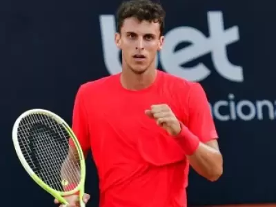 Juan Manuel Cer�ndolo durante su triunfo en la primera ronda del Challenger de Rosario.