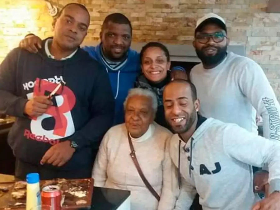La familia García con el Morro.
