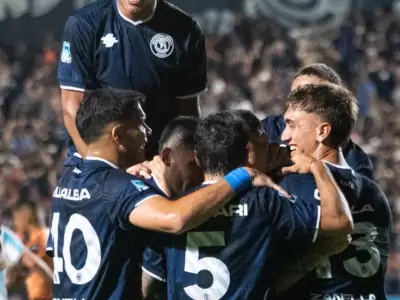 independiente Rivadavia, l�der de su zona.
