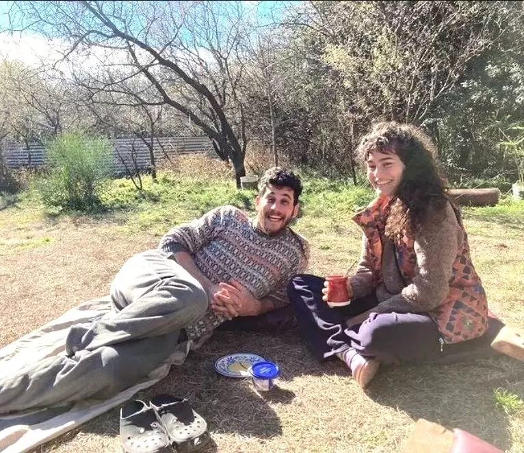 El hijo de Juli�n Weich est� de brigadista en la Patagonia