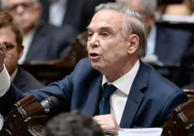Miguel �ngel Pichetto tild� de "disparatada" la ofensiva presidencial contra el sector industrial.