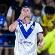 Puntero e invicto: Vélez Sarsfield dio el golpe ante un irregular Boca