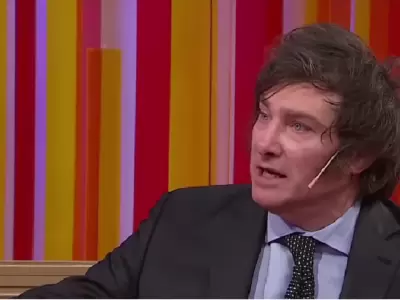 El presidente Javier Milei supera ampliamente al mandatario bonaerense. (Foto: archivo web)