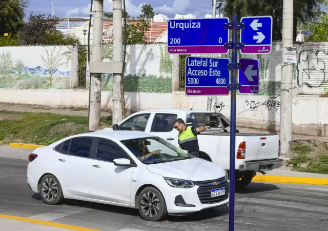 Acceso Este