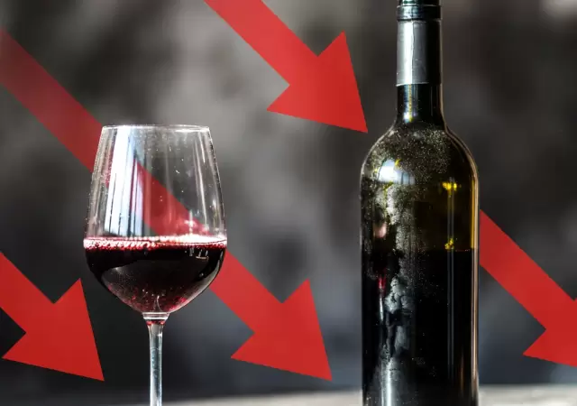Los j�venes consumidores prefieren c�cteles y aperitivos livianos por sobre el cl�sico vino tinto.
