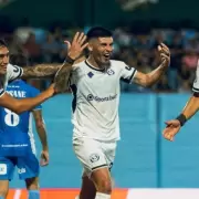 Independiente Rivadavia venció a Estudiantes en un partido durísimo y mira a todos desde arriba