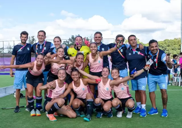 "Gato" L�pez lidera el recambio generacional del hockey nacional con una mirada puesta en las provincias.