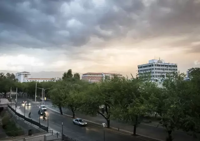 S�bado inestable: El frente de tormenta amenaza los planes al aire libre por San Valent�n.