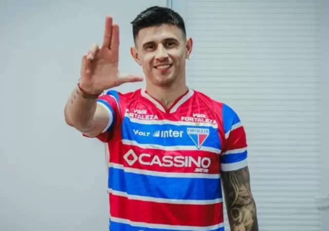 Fichaje: el paraguayo Adam Bareiro, quien ya visti� las camisetas de San Lorenzo y River en el f�tbol argentino